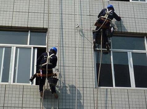 外墻防水刻不容緩，具體施工補(bǔ)漏方案如下