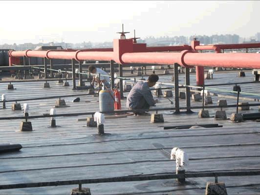 漏水危及建筑安全，防水不可小覷，重要的事情說三遍